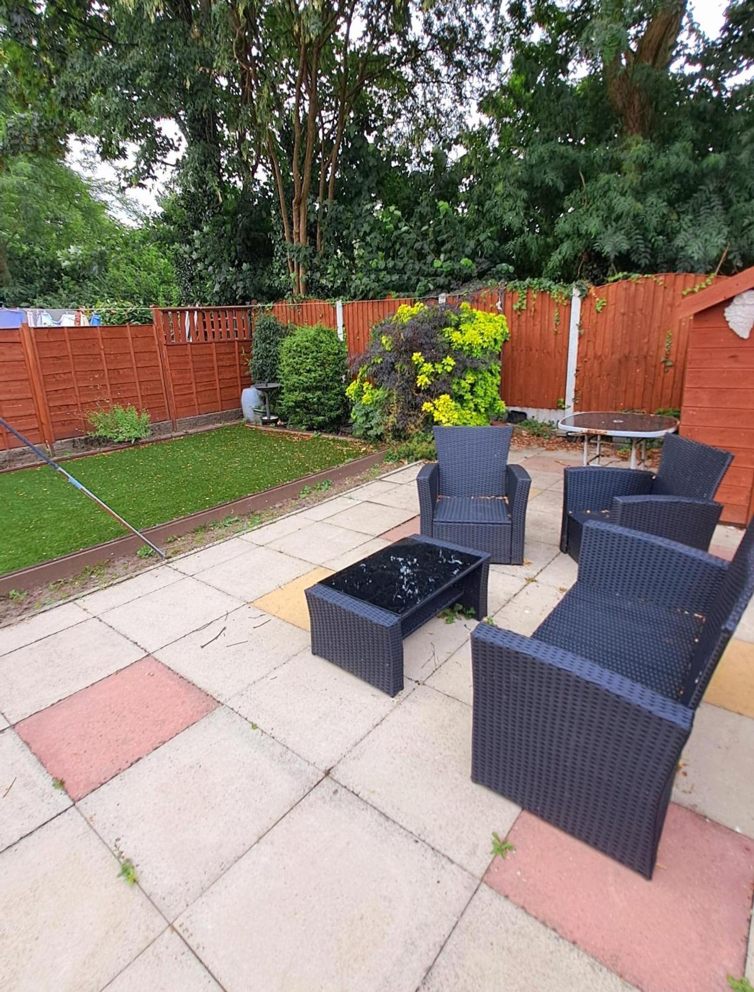 Holiday home Dalton House - Three Bedroom Stretford Free Parking Near The Trafford Centre Manchester