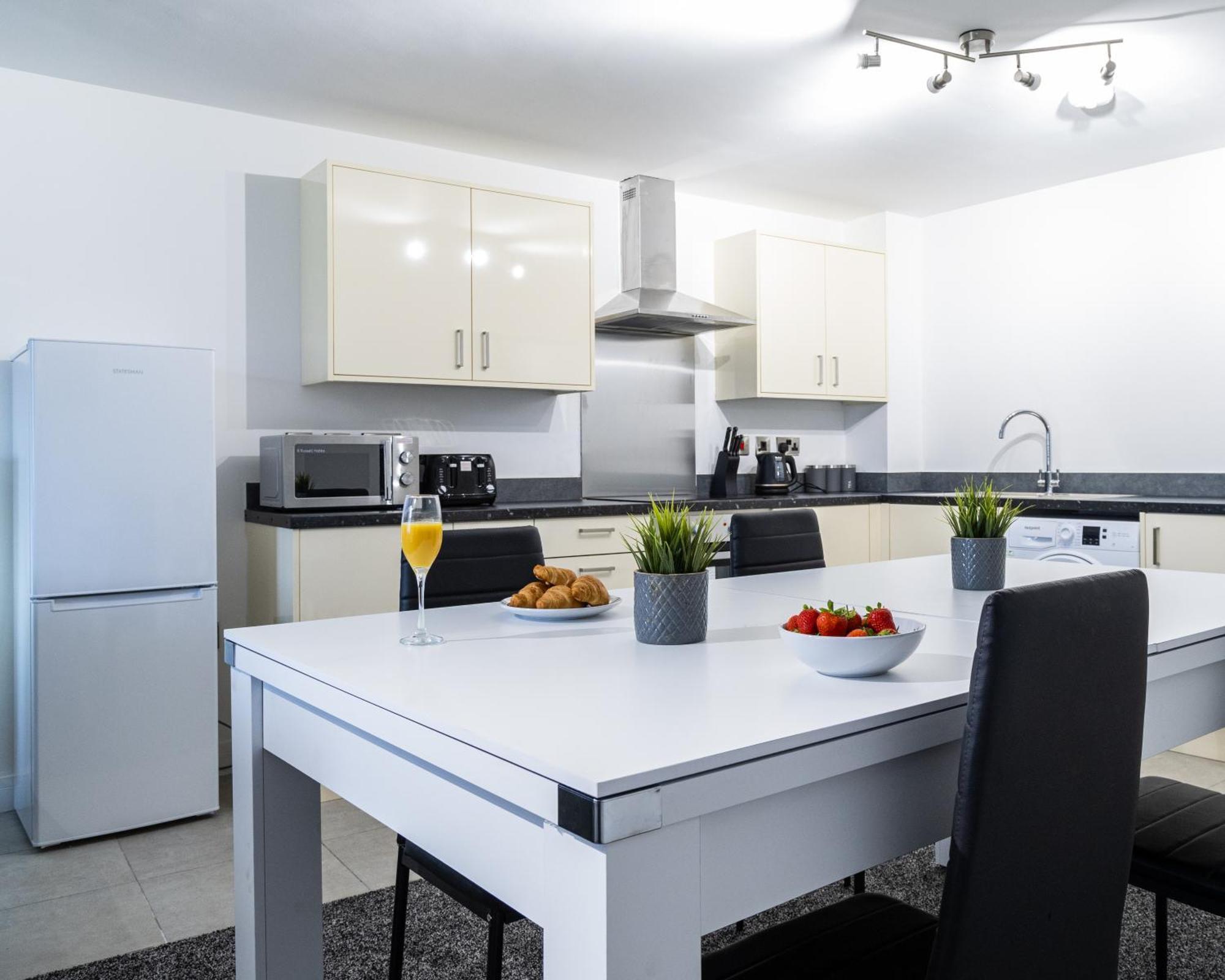 Apartment Spacious Ground Floor Near Old Trafford Stadium