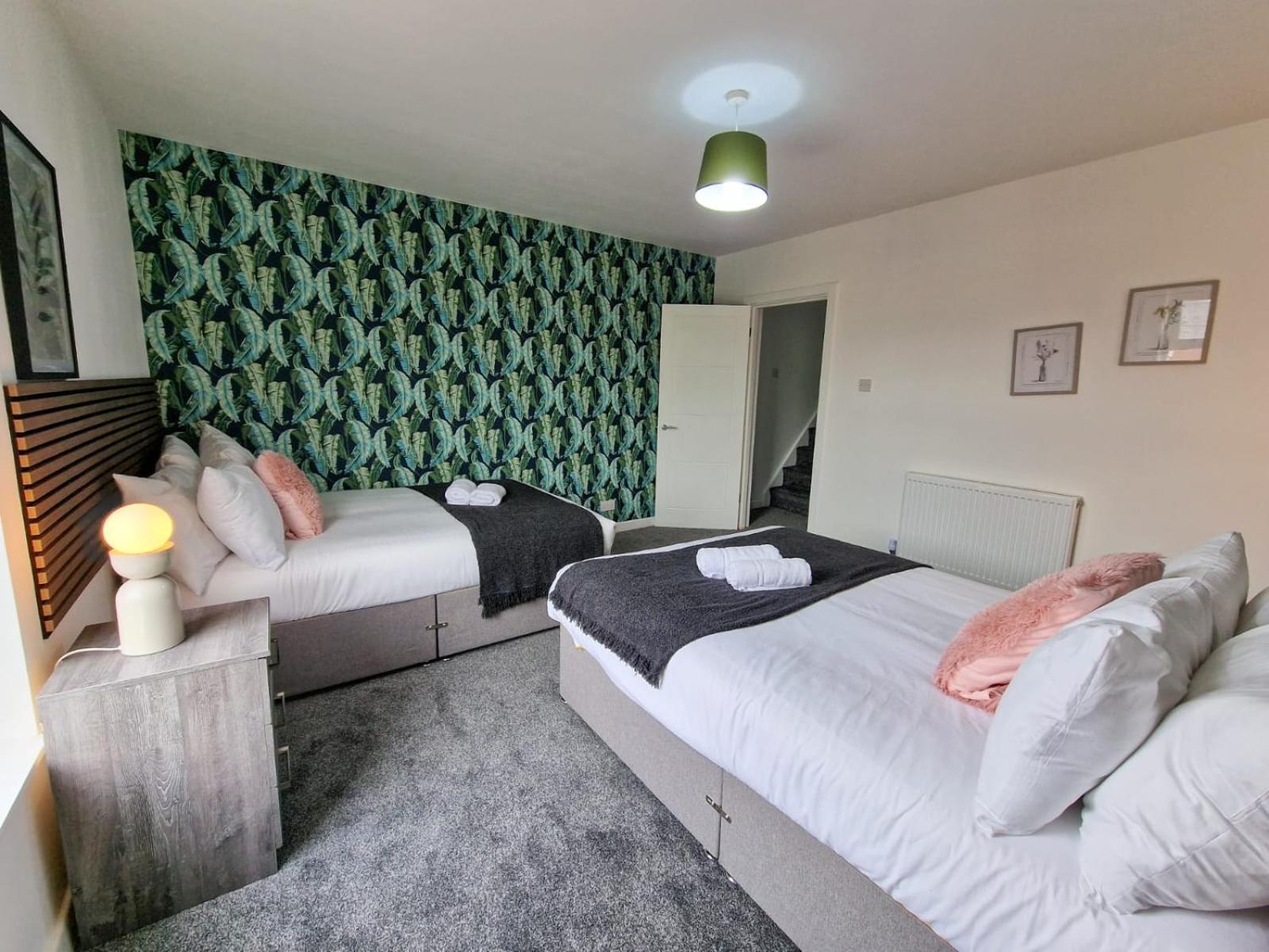 Holiday home Sleeps 16 Etihad Coop Live By Superhost