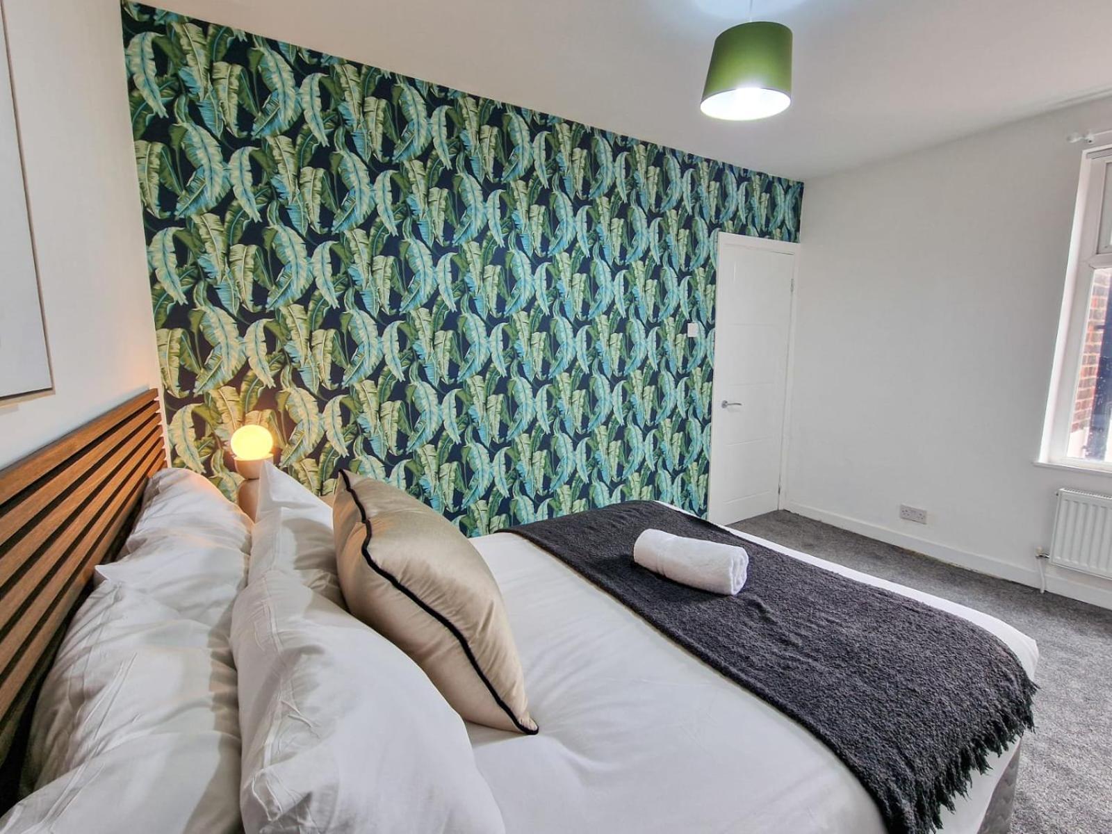 Sleeps 16 Etihad Coop Live By Superhost Holiday home *