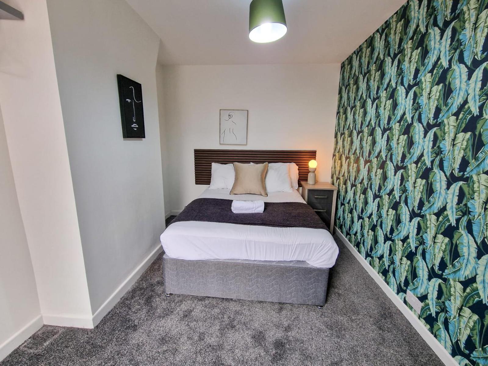 Sleeps 16 Etihad Coop Live By Superhost Holiday home Manchester