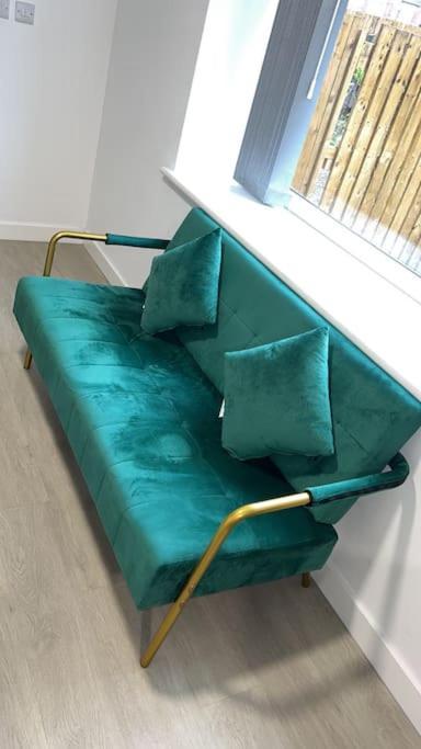 Apartment Where Dream Becomes Reality-netflix-games-central *