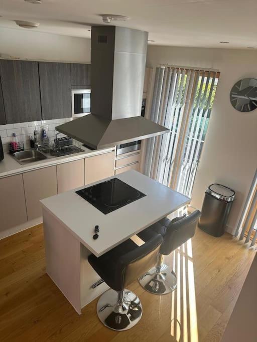 Luxury Modern Town House, Centre, Free Secured Parking * Manchester