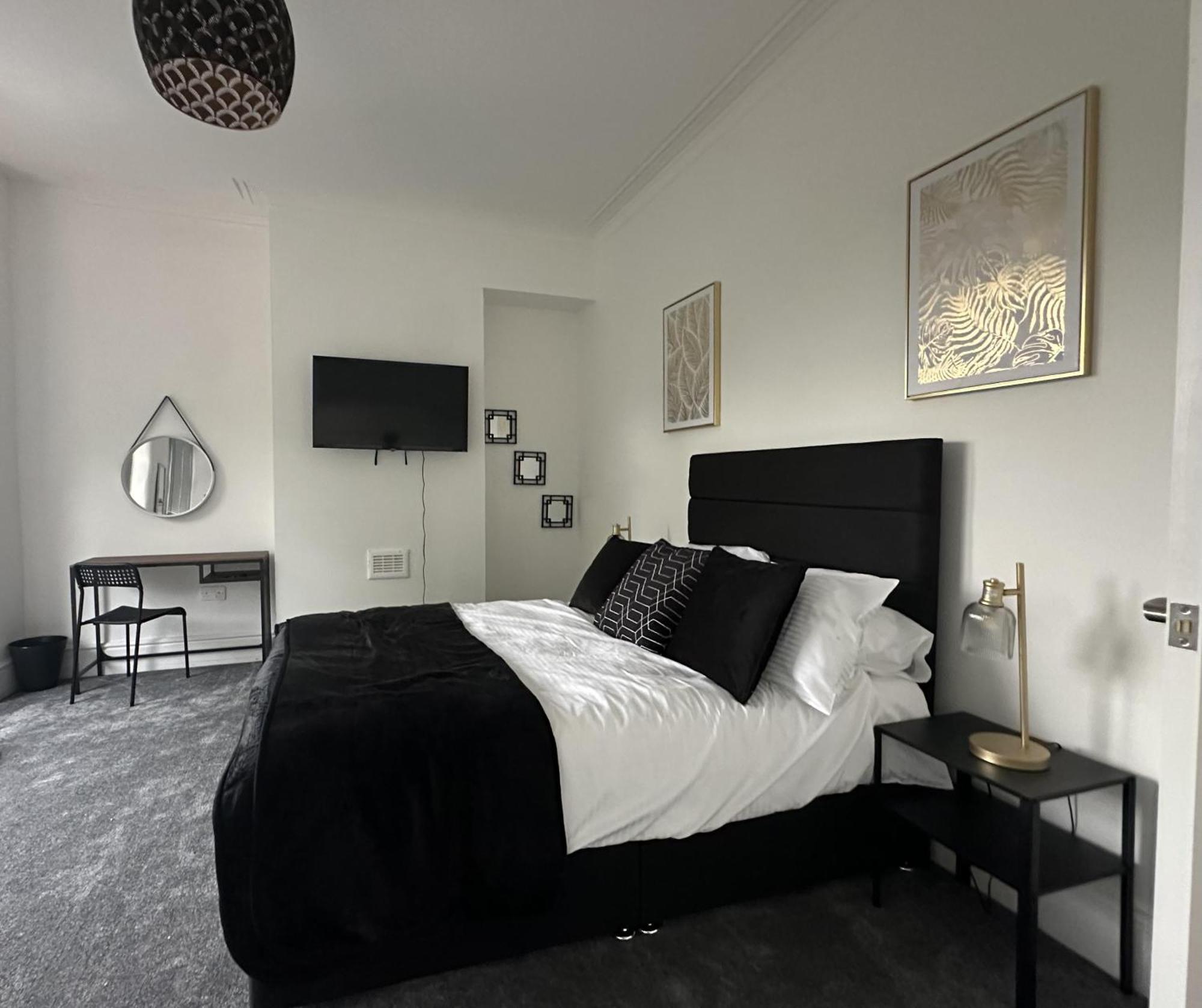 Holiday home Cosy House Near Etihad And Coop Live *