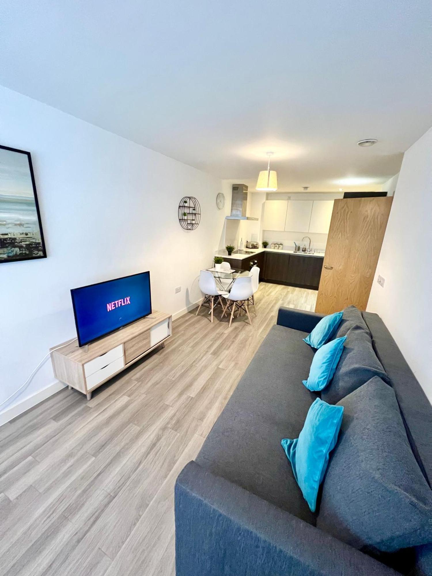 Halo - Centre Apartment *