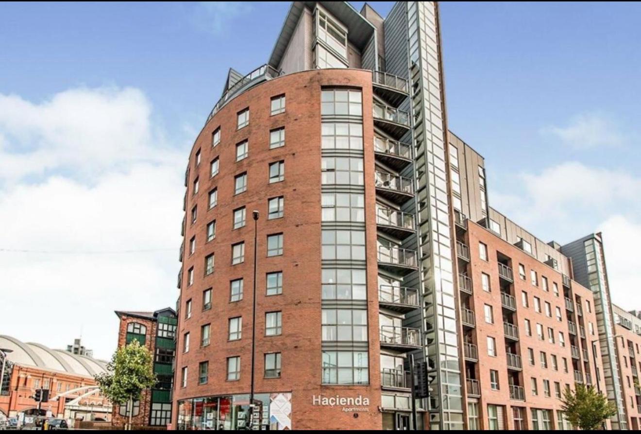 Luxury 2 Bedroom Centre With Free Parking Apartment