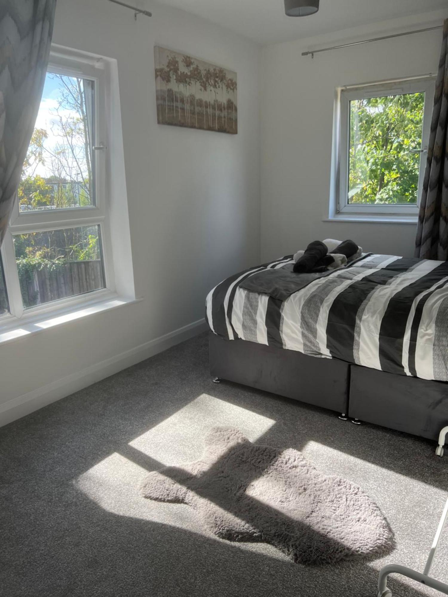 Flat In Greater * Manchester