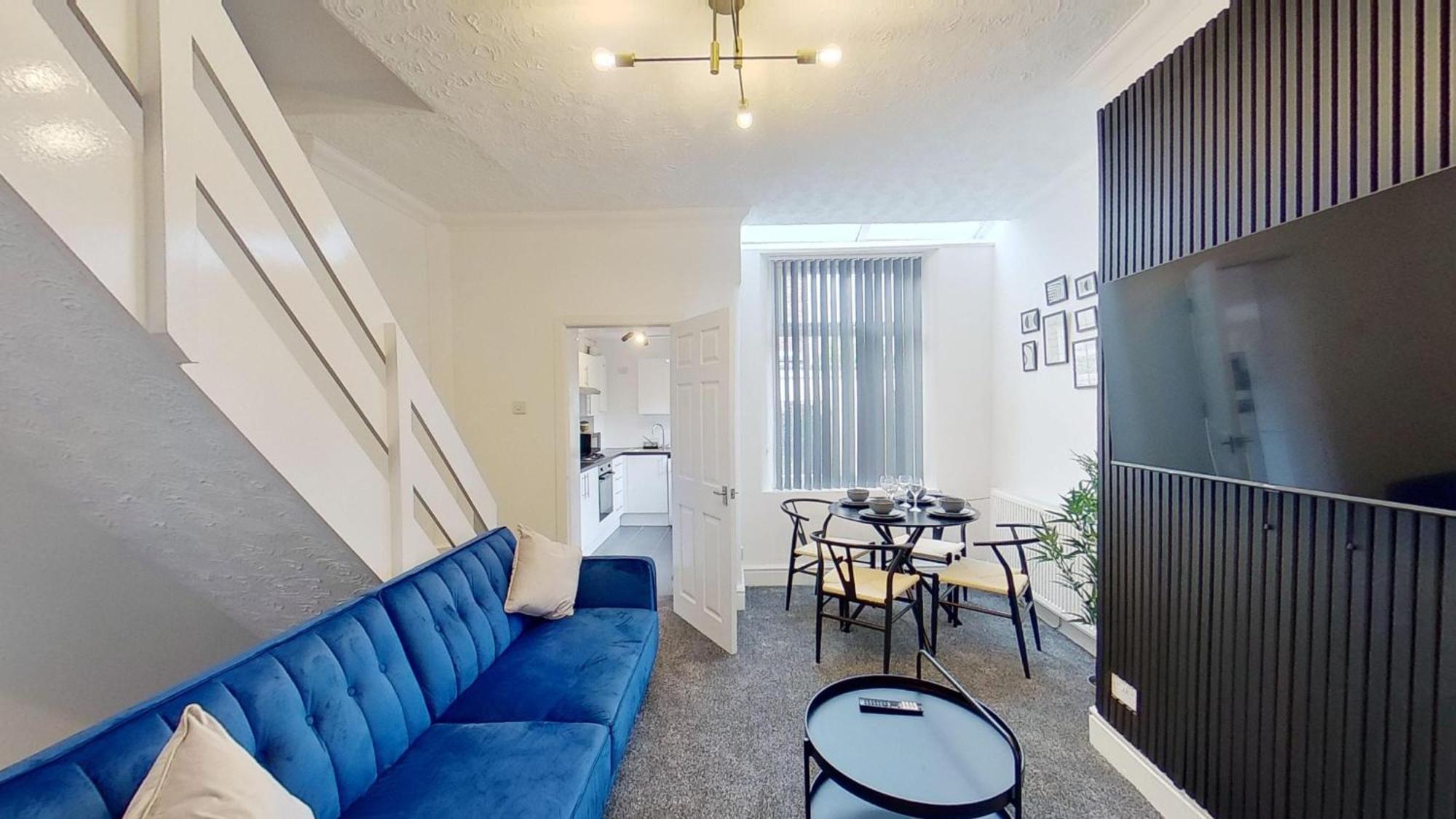 Holiday home Salford-house-sleeps6-parking-garden-wifi Manchester