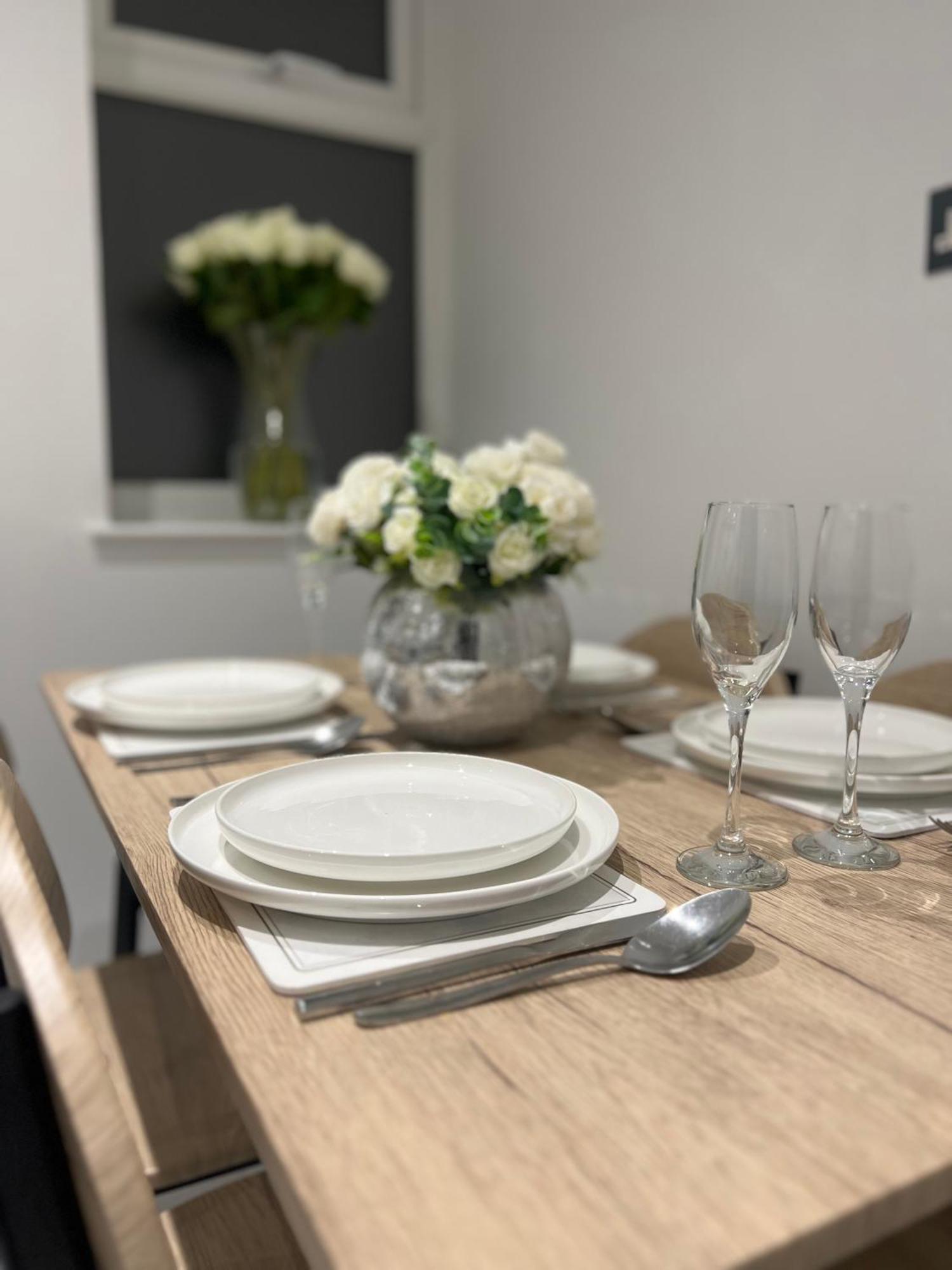 Entire House - Near Etihad Stadium And Holiday home Manchester