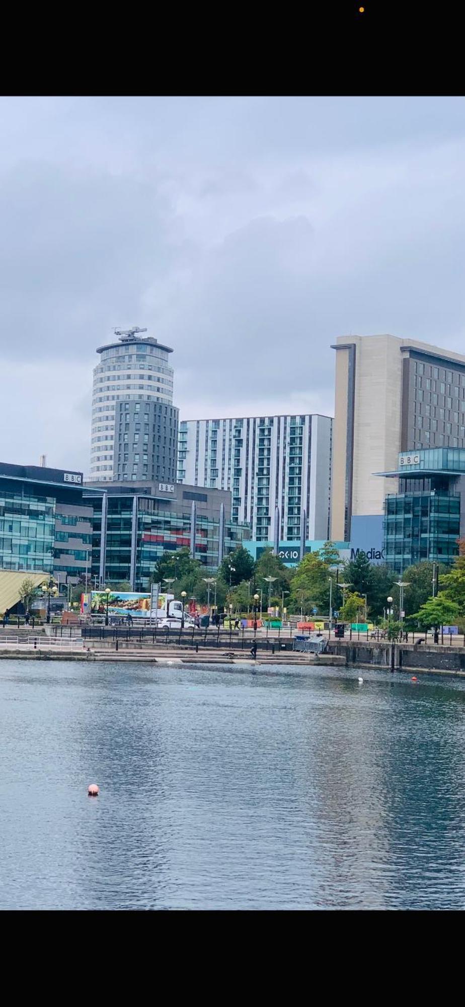 Great 2bed In Salford Quays With Water View Apartment *
