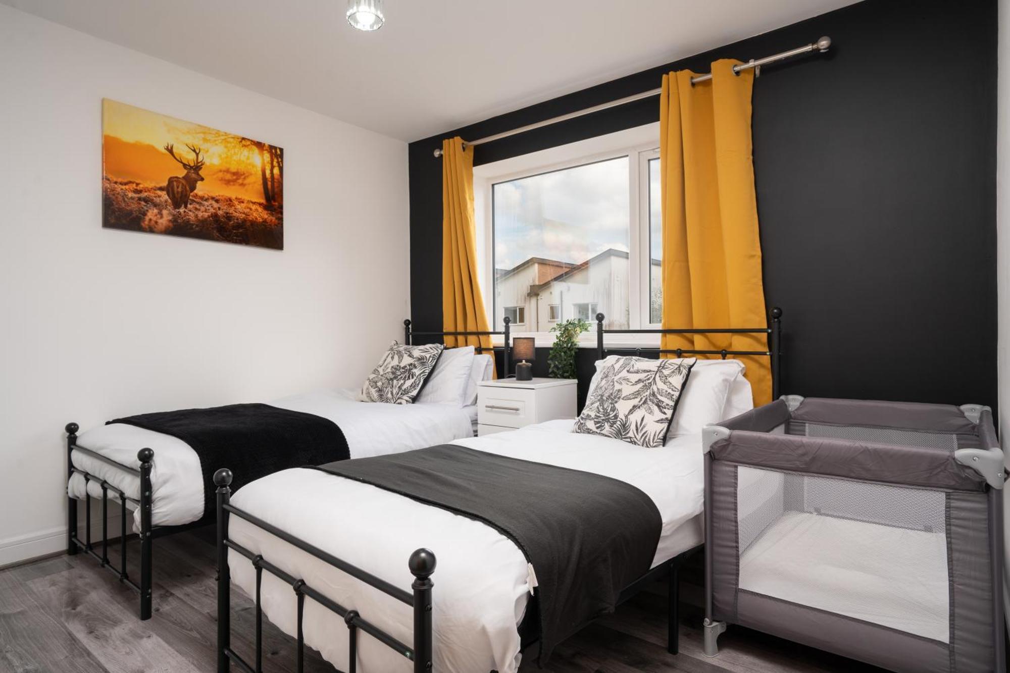 Holiday home Etihad, & Coop Live - Free Parking - 10ppl Manchester