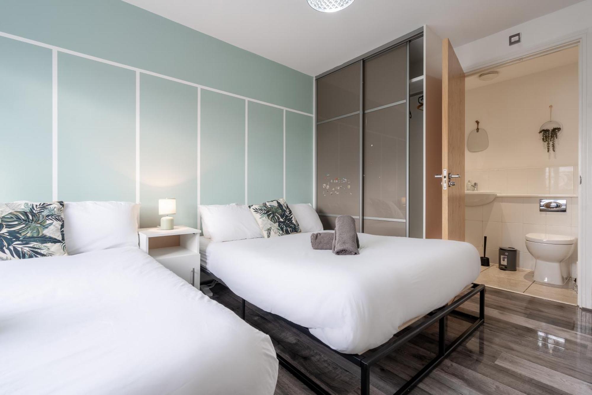 Holiday home Etihad, & Coop Live - Free Parking - 10ppl