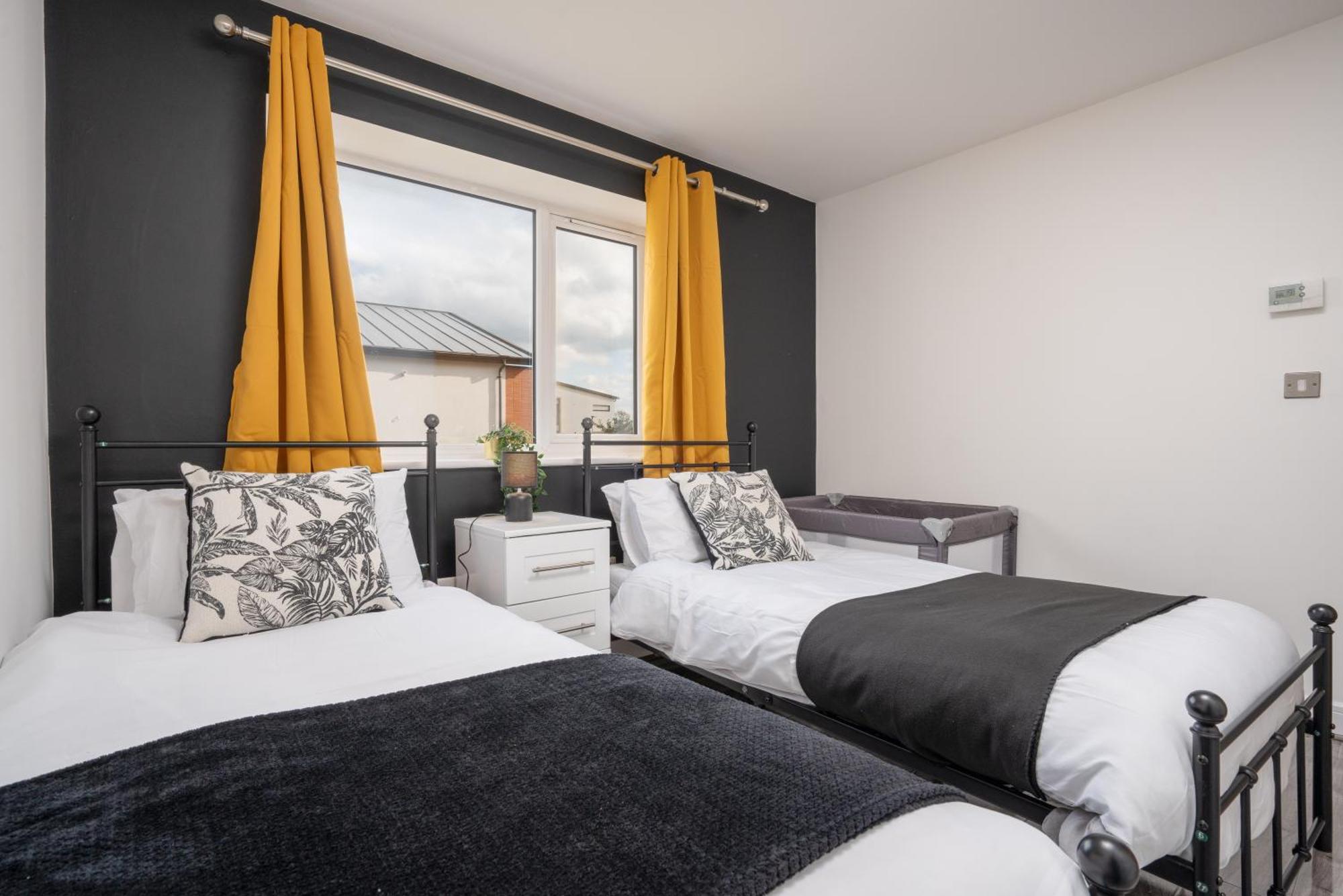 Holiday home Etihad, & Coop Live - Free Parking - 10ppl