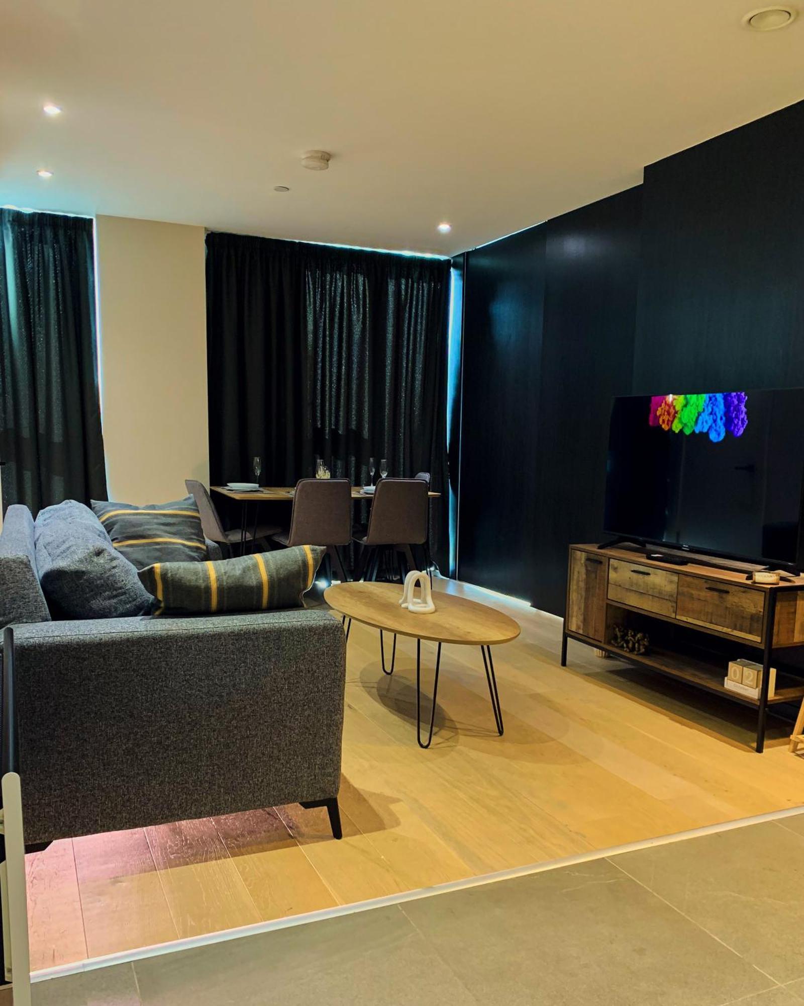 Sleek Haven Luxurious 2bed In Centre Apartment Manchester