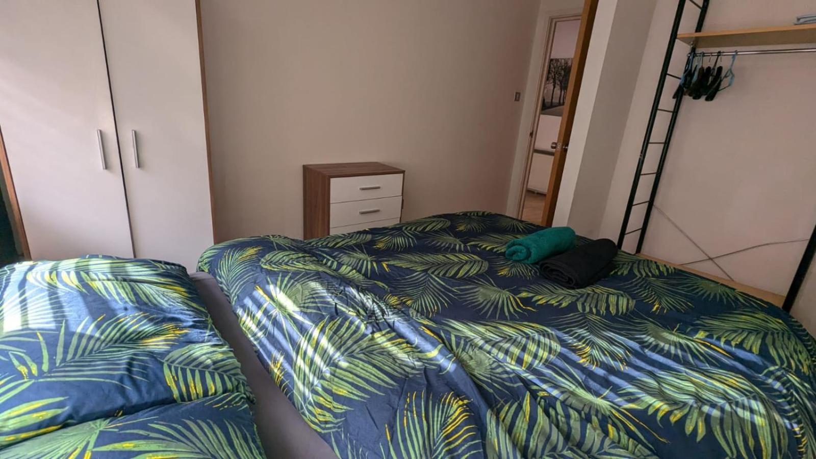 Spacious 2 Bed In Centre Manchester