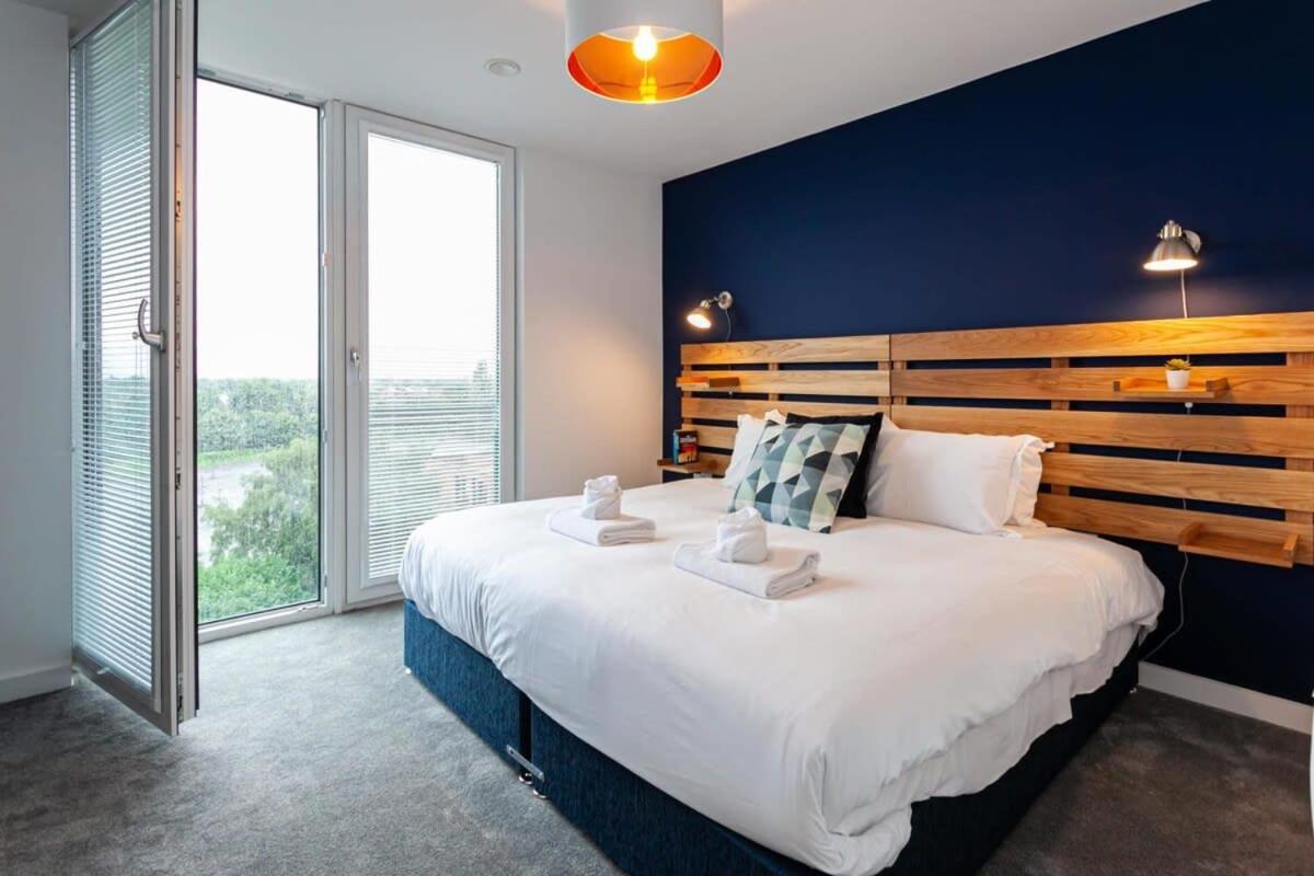 Modern 2 Bed 5min To Old Trafford *