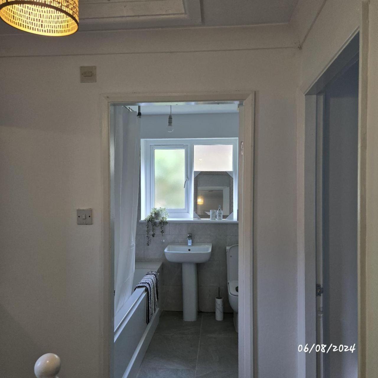 Blissful Retreat - 3-bedroom House Holiday home *