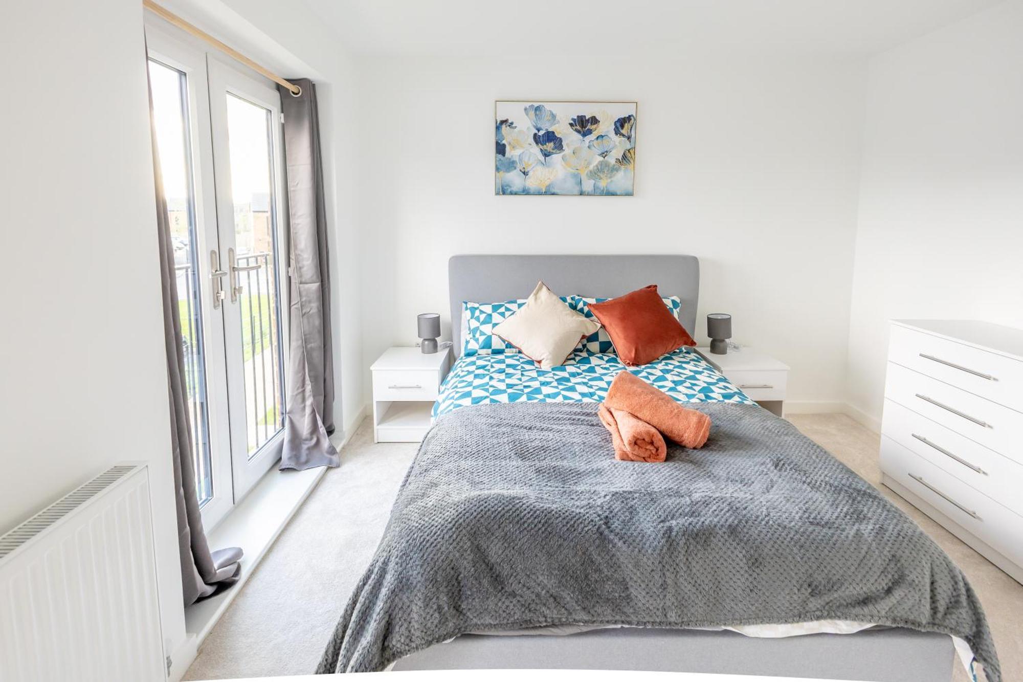 Stunning Modern 3 Bedroom Townhouse - Perfect Getaway