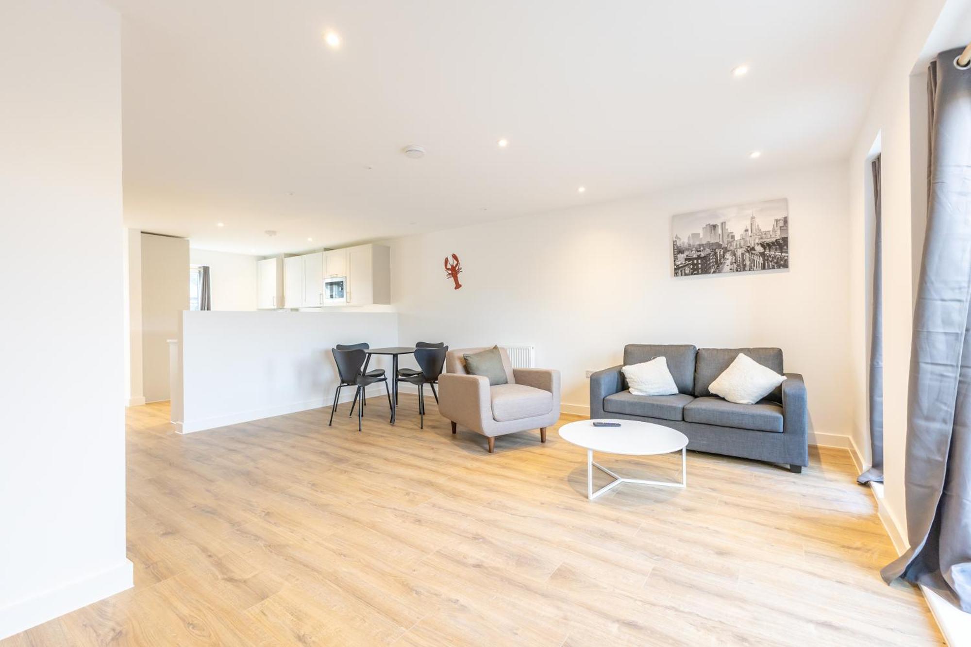 Holiday home Stunning Modern 3 Bedroom Townhouse - Perfect Getaway *