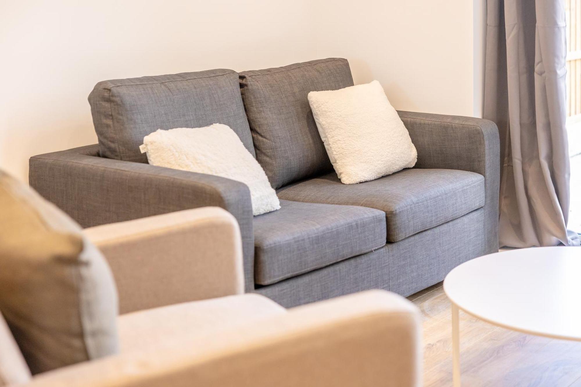 Stunning Modern 3 Bedroom Townhouse - Perfect Getaway