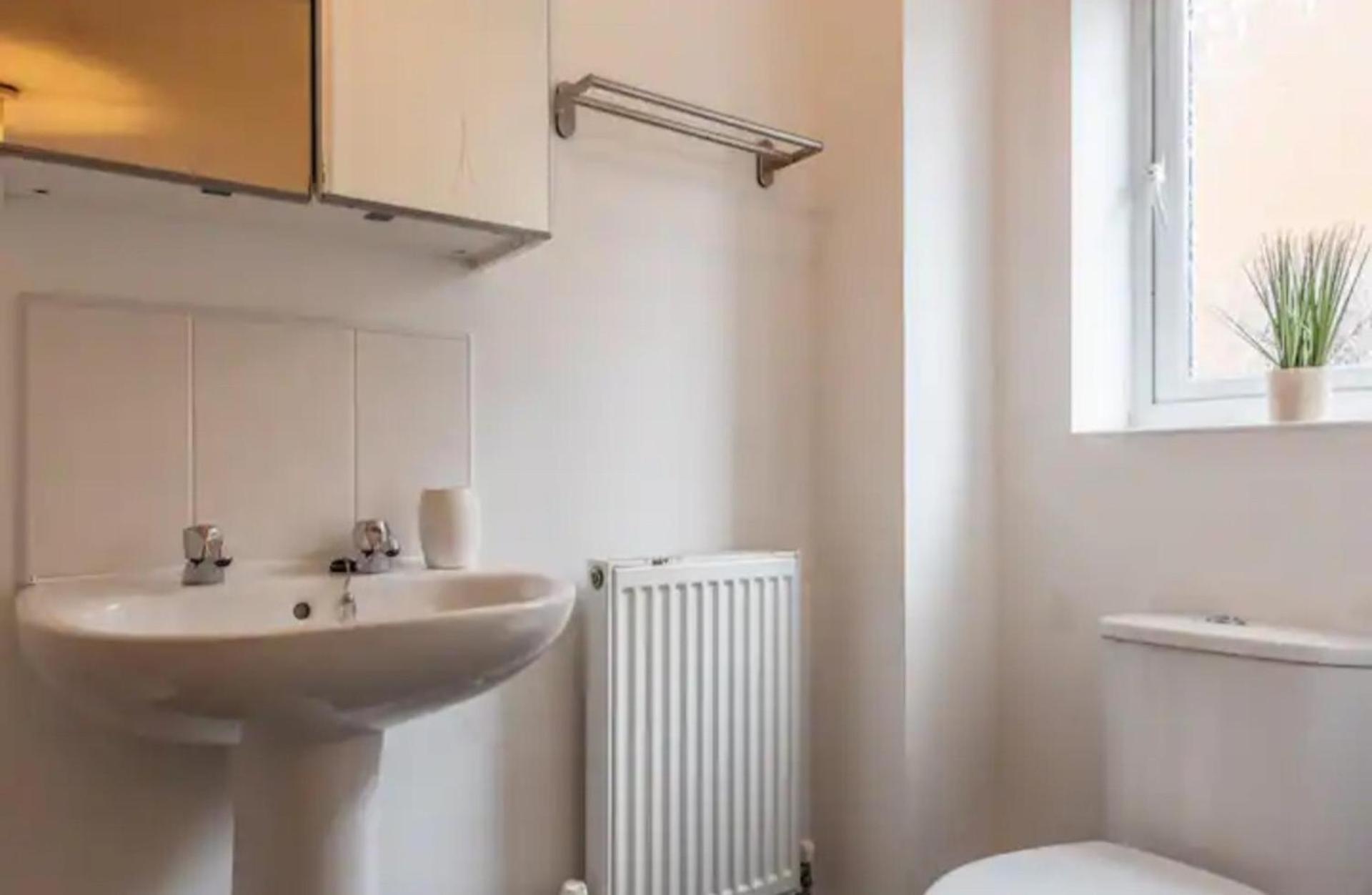 Charming Whitehurst Drive Nest In