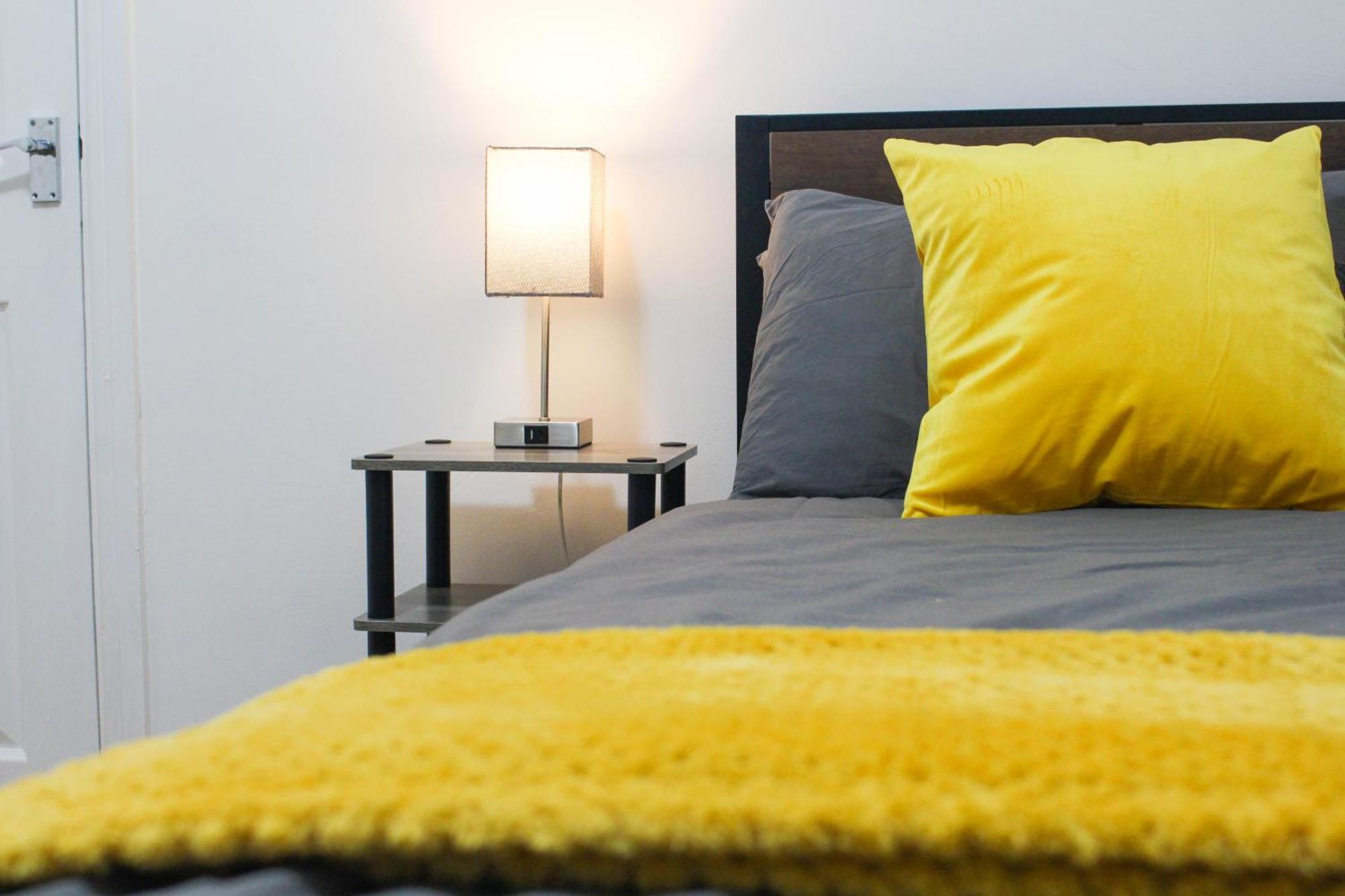 Apartment 2 Min Walk Etihad Stadium & Coop Arena - 3br, Free Parking Manchester