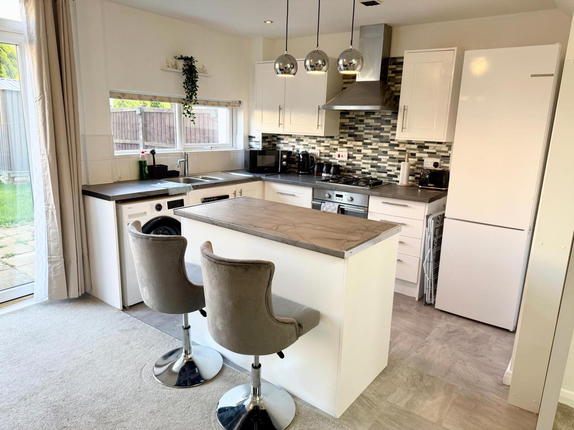 3 Bedroom House With Free Parking Vakantiehuis
