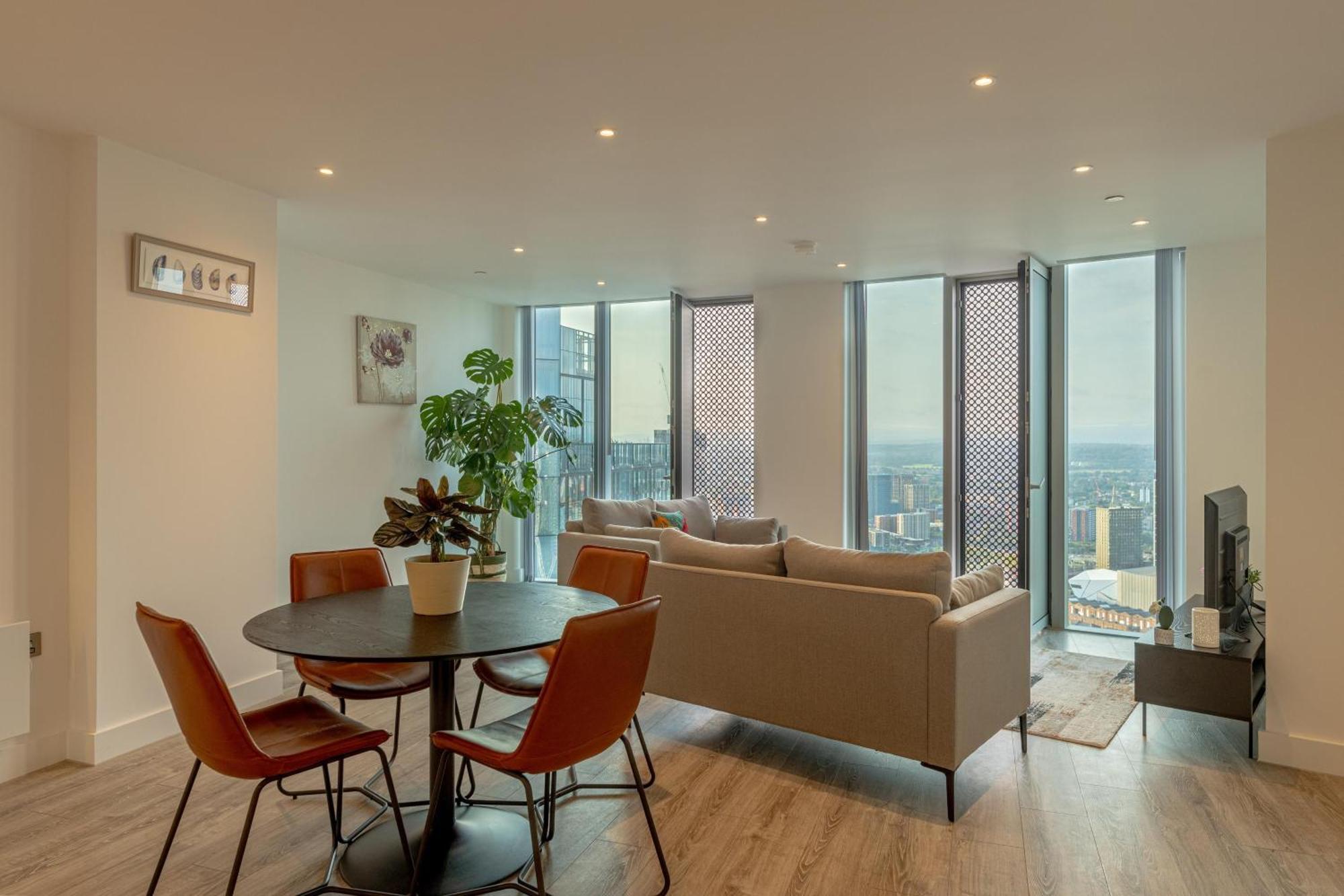 Ahg Luxury Tower - 44th Floor With Stunning Views At *