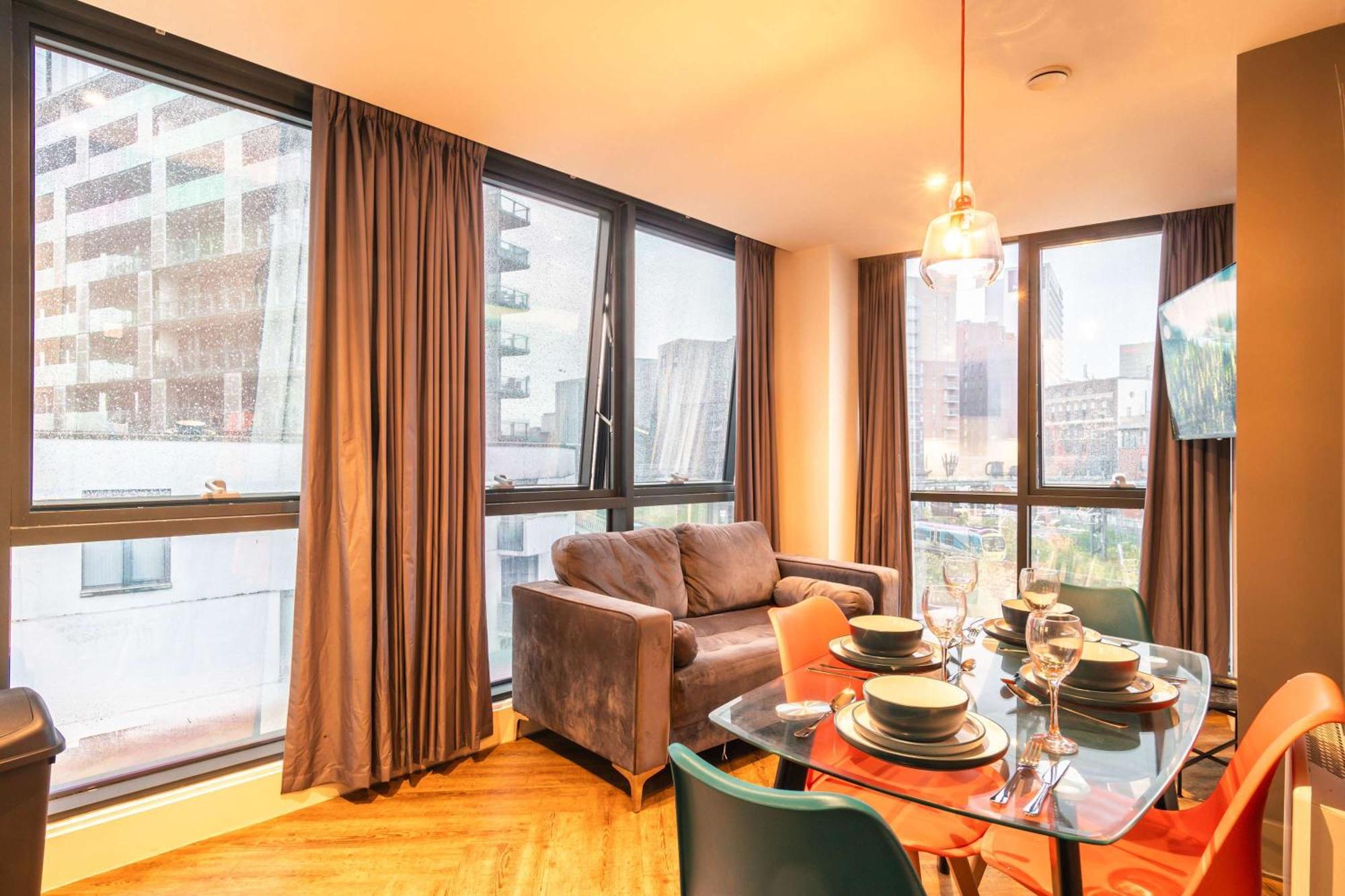 Fabulous 2 Bedroom In Centre Appartement