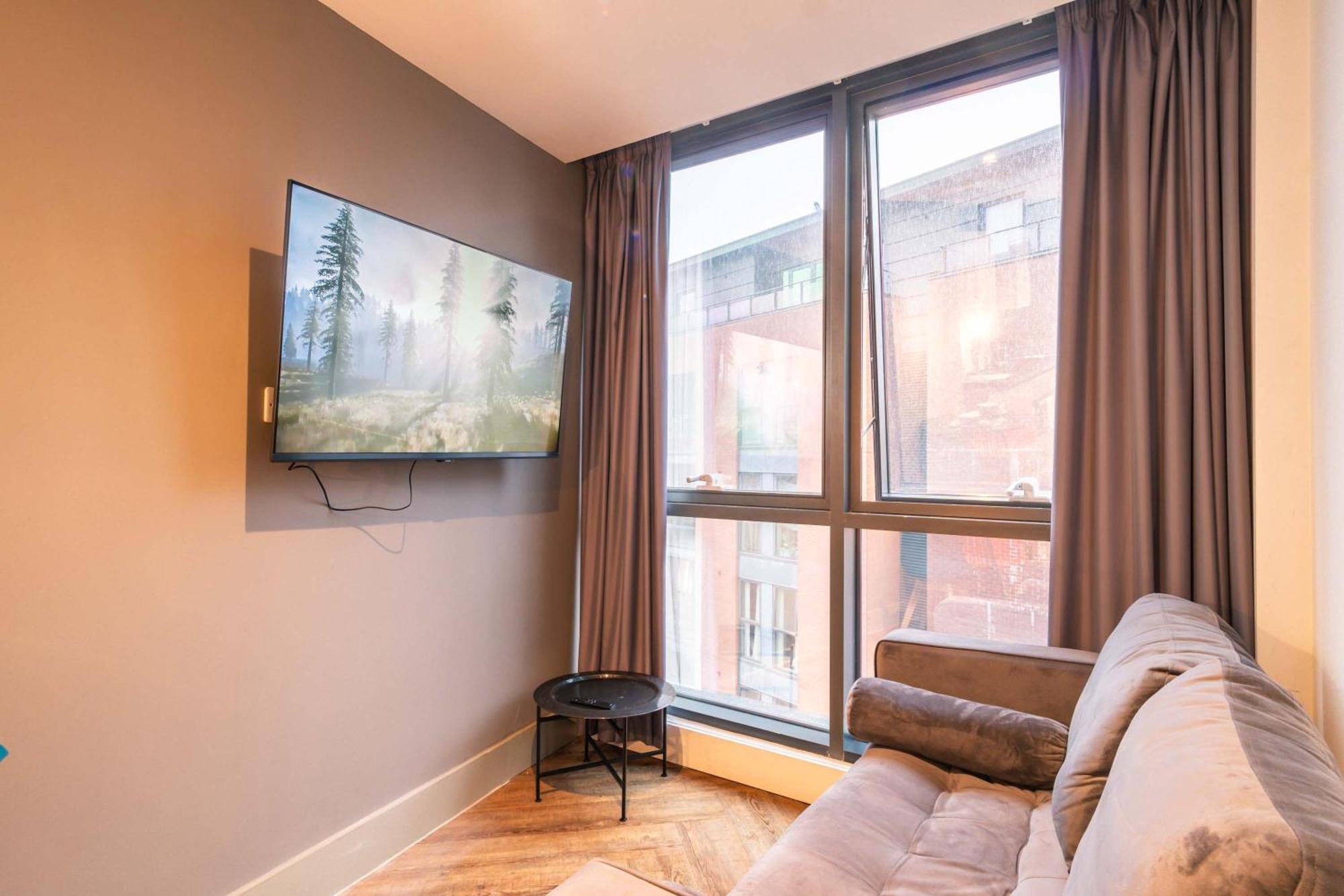 Stylish 2 Bedroom In Apartment Manchester