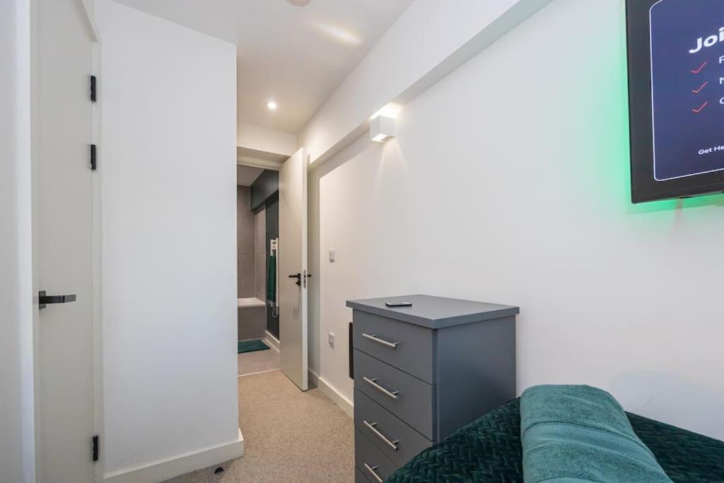 Old Trafford , , 2 Bed Duplex Manchester