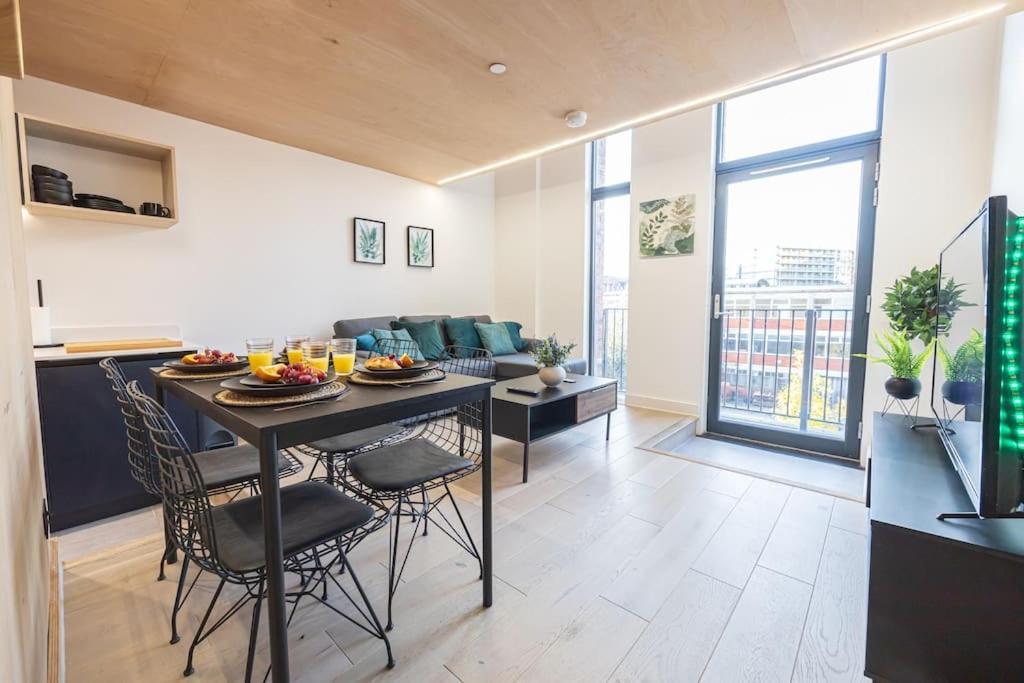 Apartment Old Trafford , , 2 Bed Duplex Manchester