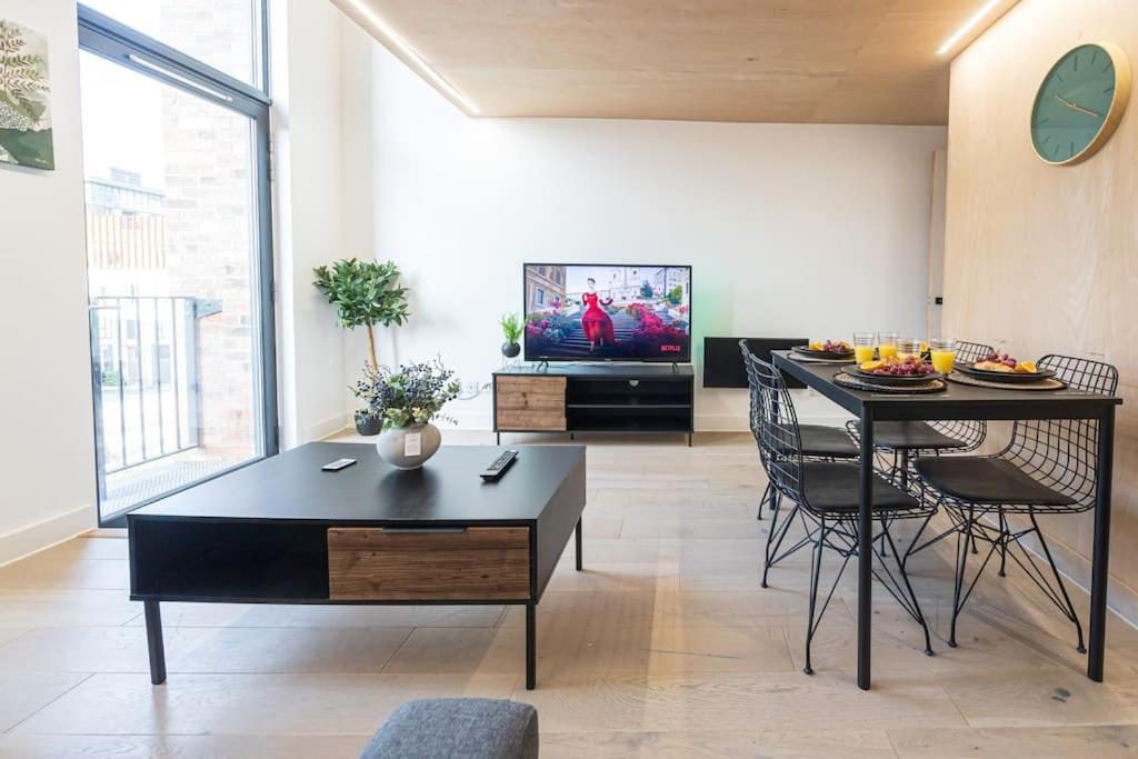 Old Trafford , , 2 Bed Duplex Manchester