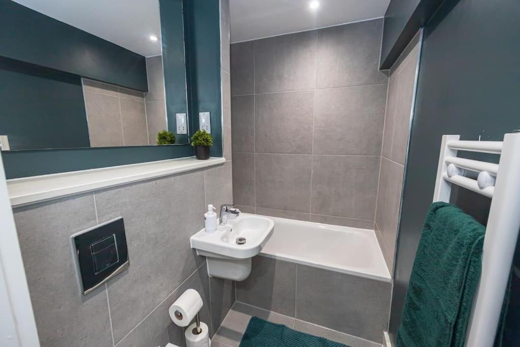 Old Trafford , , 2 Bed Duplex Manchester