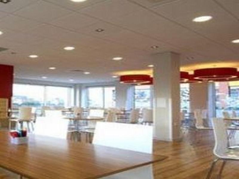 Travelodge Salford Quays 3* Manchester