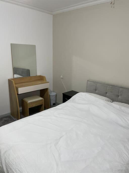 Apartment In The Heart Of *