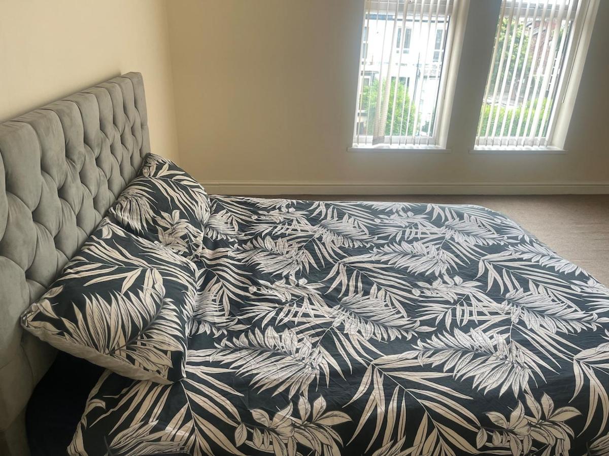 Luxestay - Old Trafford, - Close To Centre & Accommodatie bij particulieren