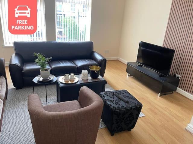 Luxestay - Old Trafford, - Close To Centre & Accommodatie bij particulieren *