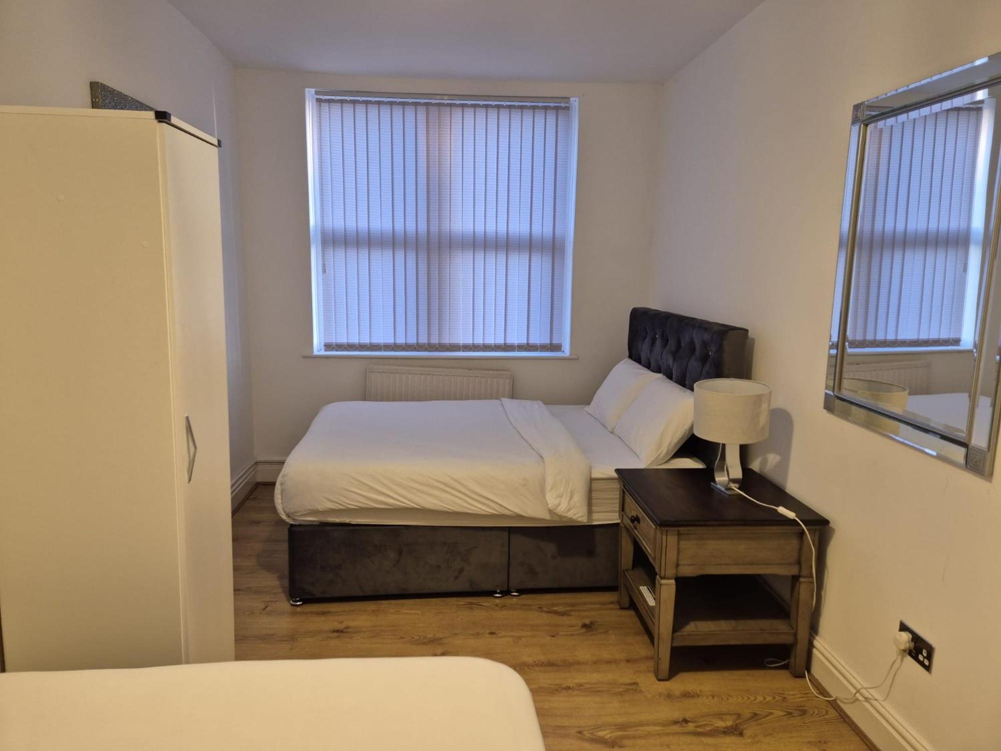 Affordably Elegant Close To Coop Live, Etihad Stadium And Centre