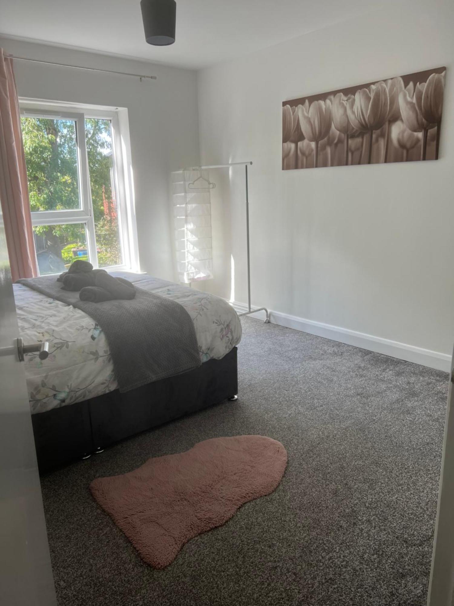 Flat In Greater Apartment Manchester