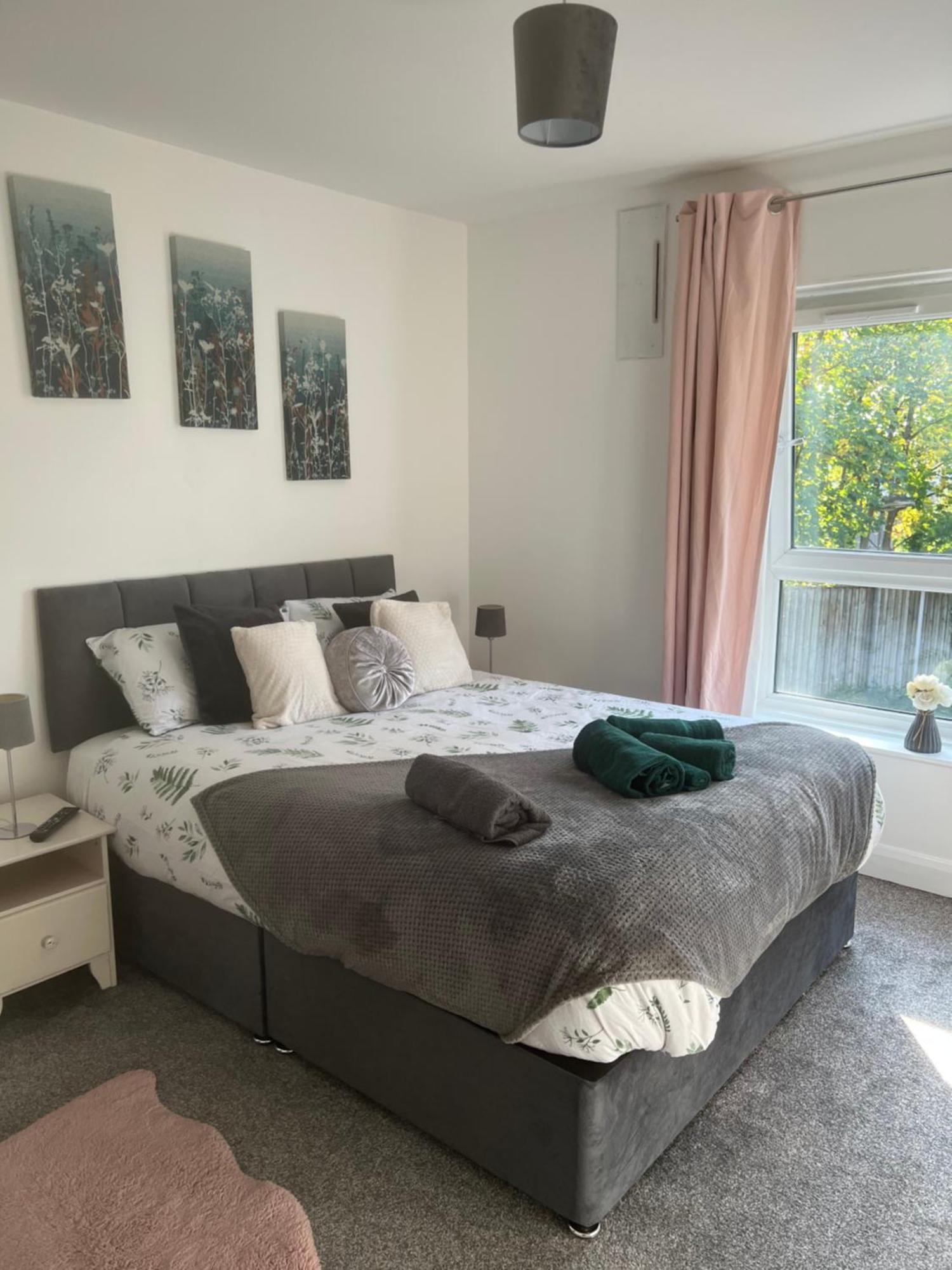 Flat In Greater * Manchester