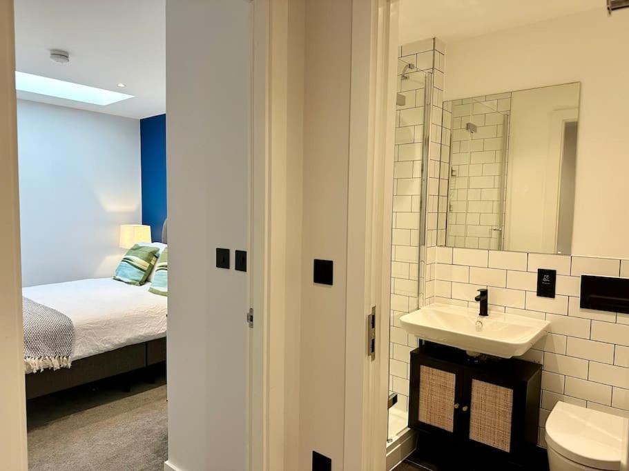 Stunning Centre Duplex With Free Parking Apartment Manchester