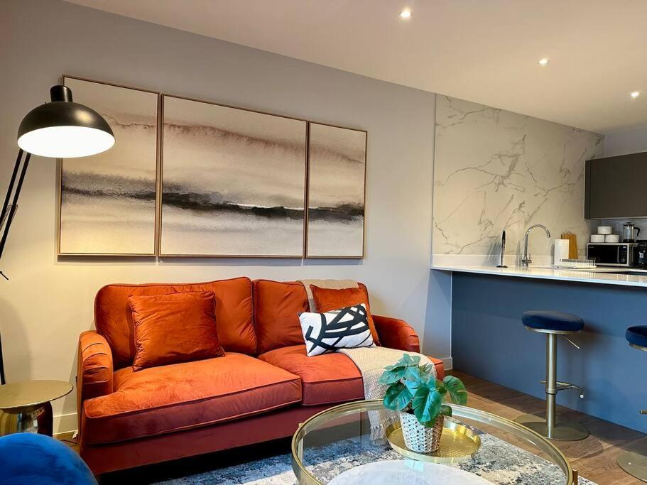 Stunning Centre Duplex With Free Parking Apartment