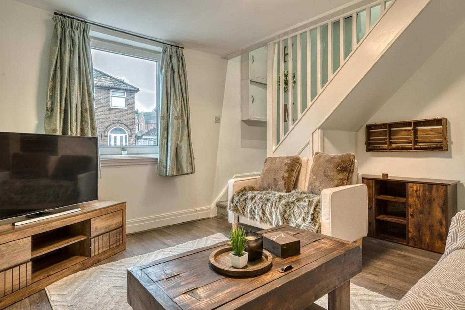 Holiday home Charming Trafford Retreat Pets Welcome *