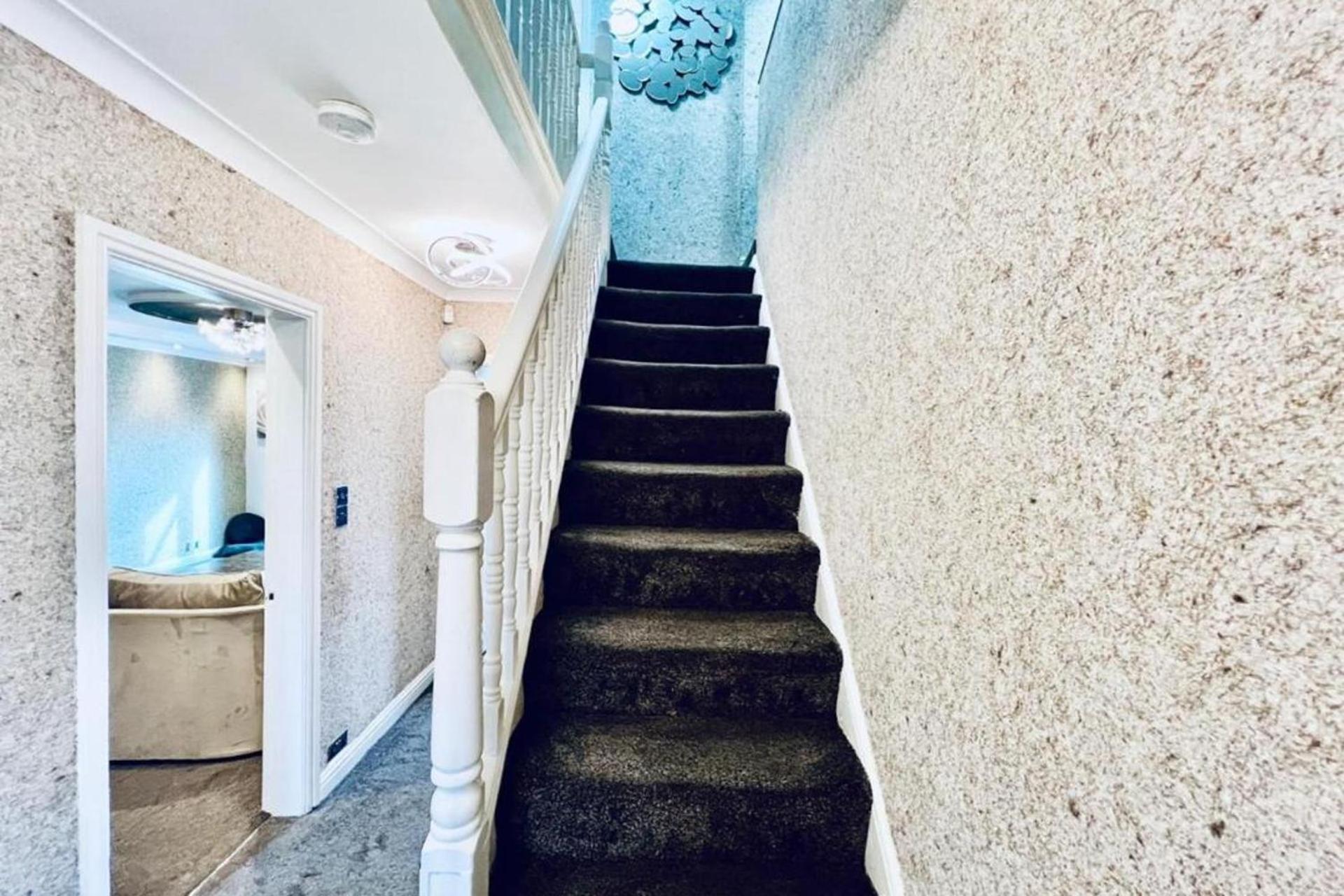 Sweet - Spacious 7br House Holiday home