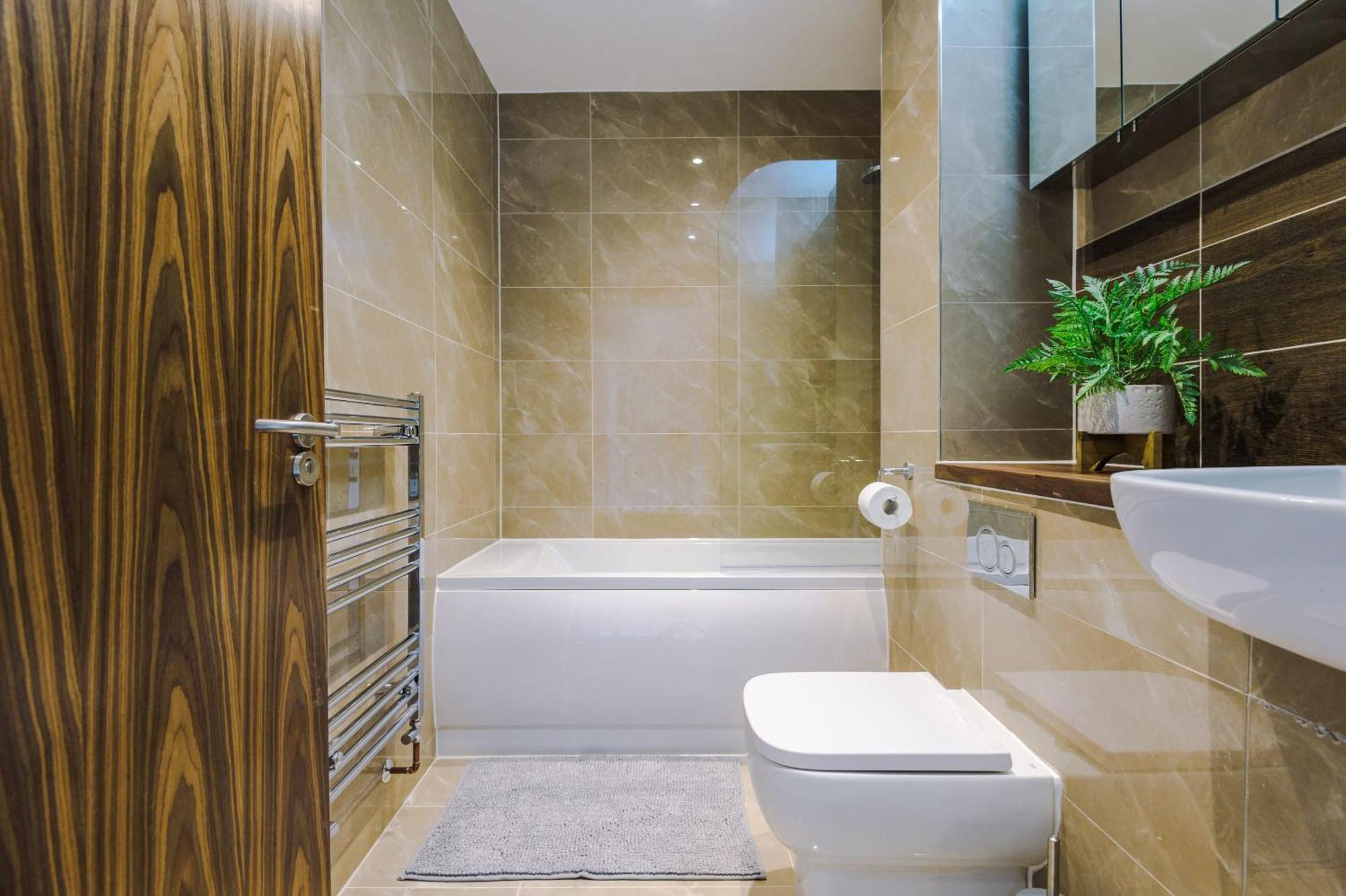 Rest&recharge At Waterway House Manchester
