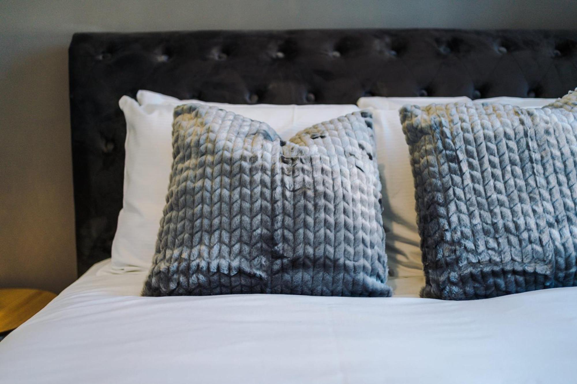 Rest&recharge At Waterway House Manchester