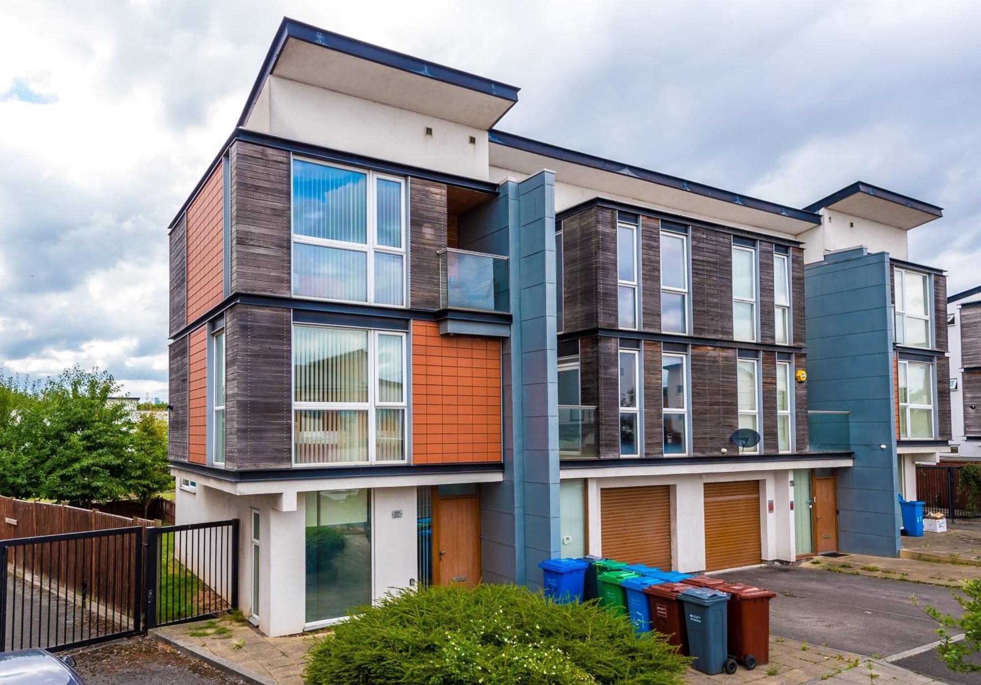 Townhouse 5mins To Centre And Etihad - Free Secure Parking * Manchester