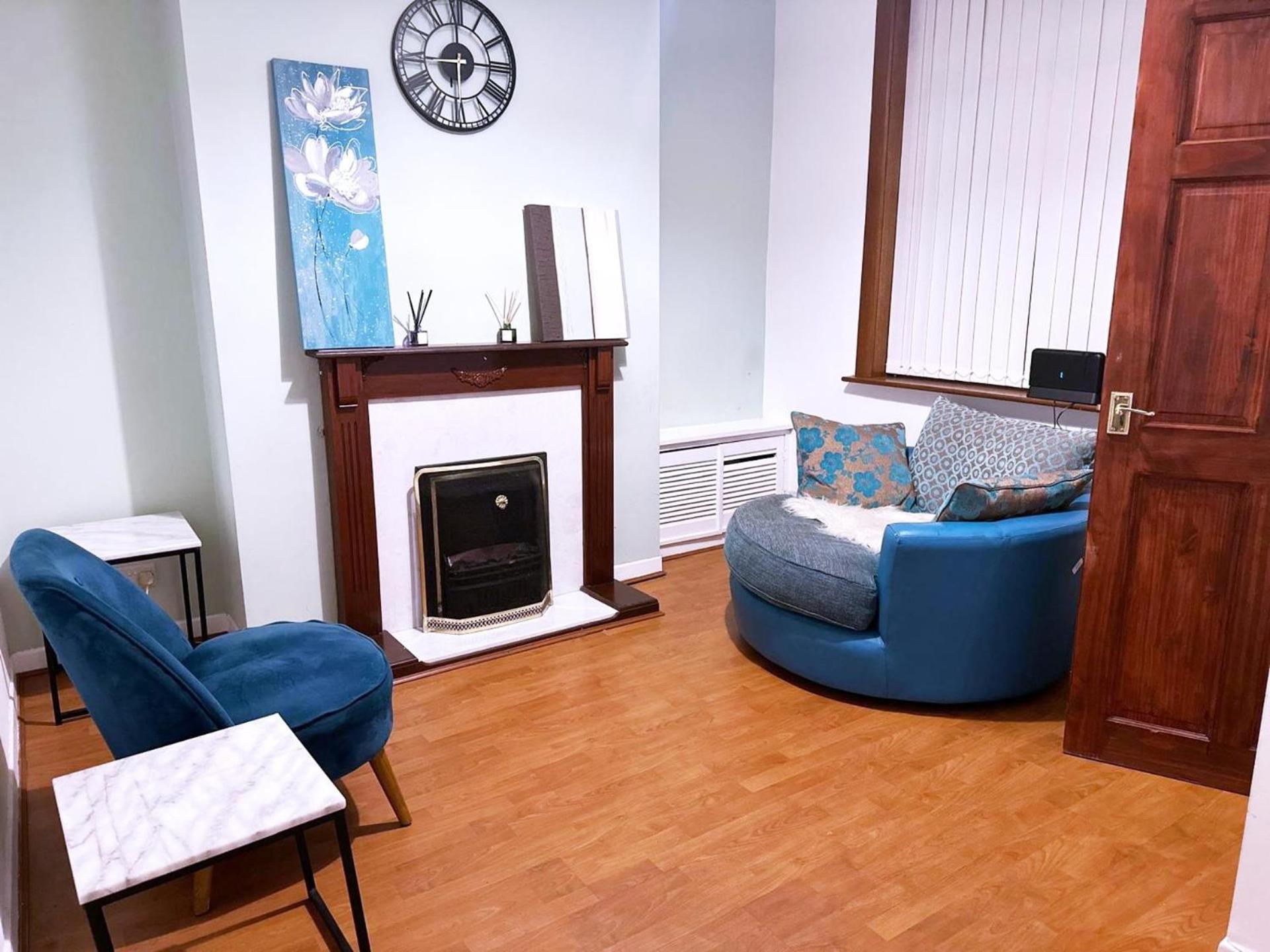 2dbed Tv Closetolocalsights Holiday home *