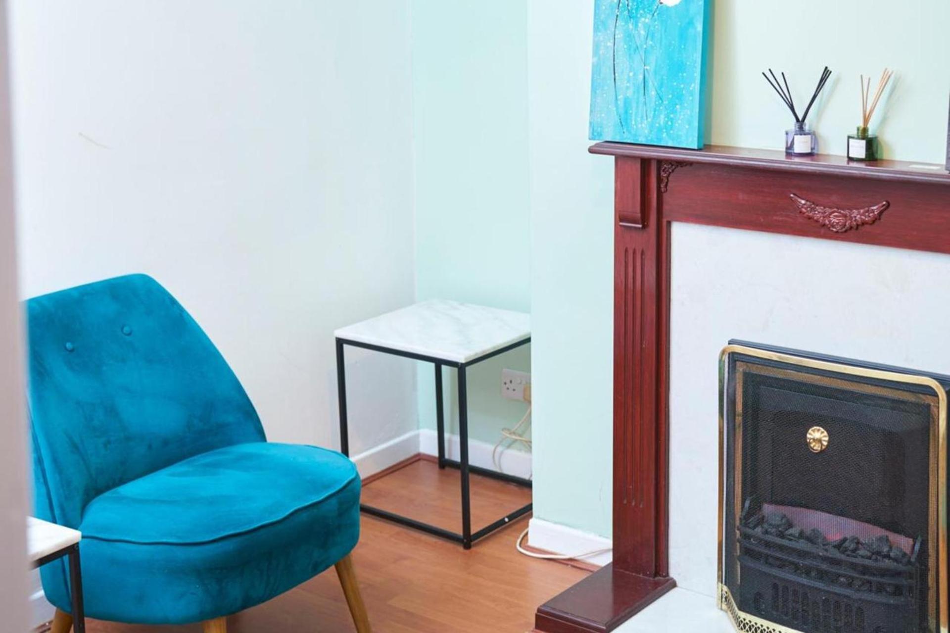 2dbed Tv Closetolocalsights Holiday home Manchester